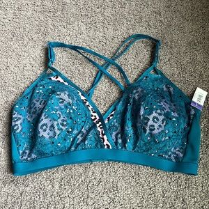 NWT strappy-back bra with removable cups